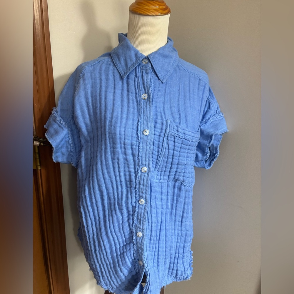 We The Free Button Up Shirt Blue Linen Blend Oversized Short Sleeve Collared - Picture 2 of 10